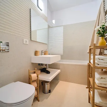 Pulse Patio Jacuzzi Apartmán