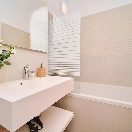 Pulse Patio Jacuzzi Apartmán