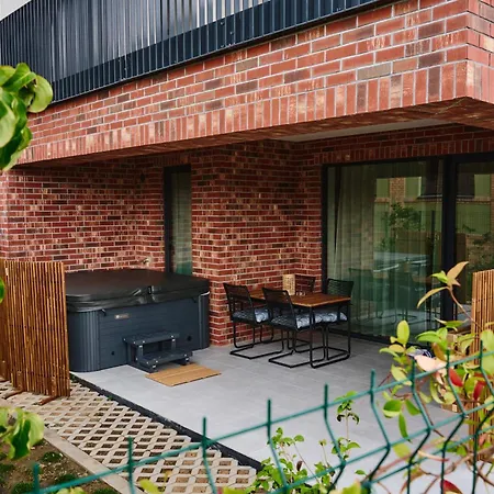 Apartmán Pulse Patio Jacuzzi Temešvár